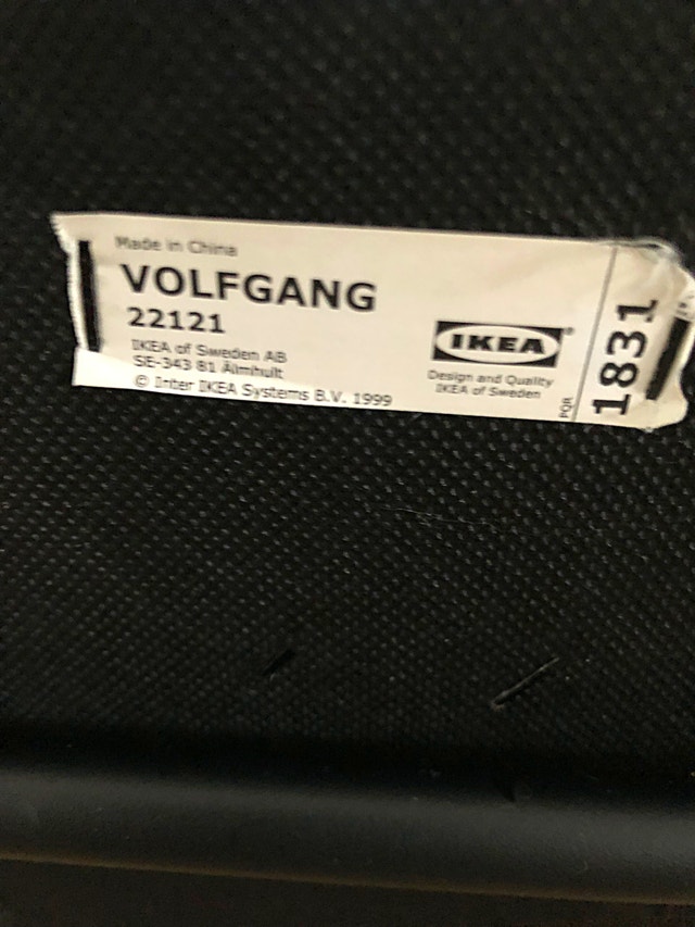 IKEA DISCONTINUED PINE Dining Table N' 2 Dining Chairs - photo 3
