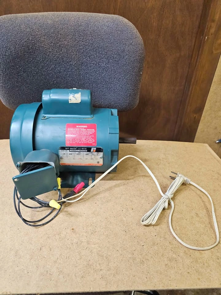 Reliance 1/2 HP 1725 RPM 115/230 V C56M1568M AC Motor - photo 2