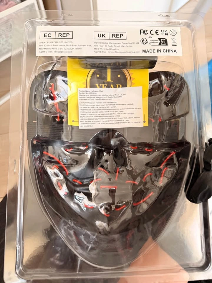 Light Up Scary Mask⚽ - photo 2
