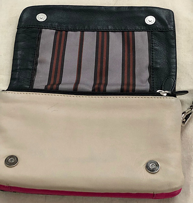 Danier Genuine Leather Triple Pouch Crossbody Bag – Colorblock - photo 3