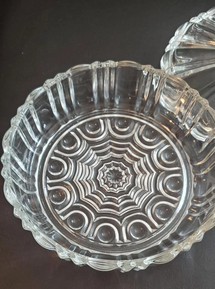 Vintage Glass Candy Dish w Lid - photo 5