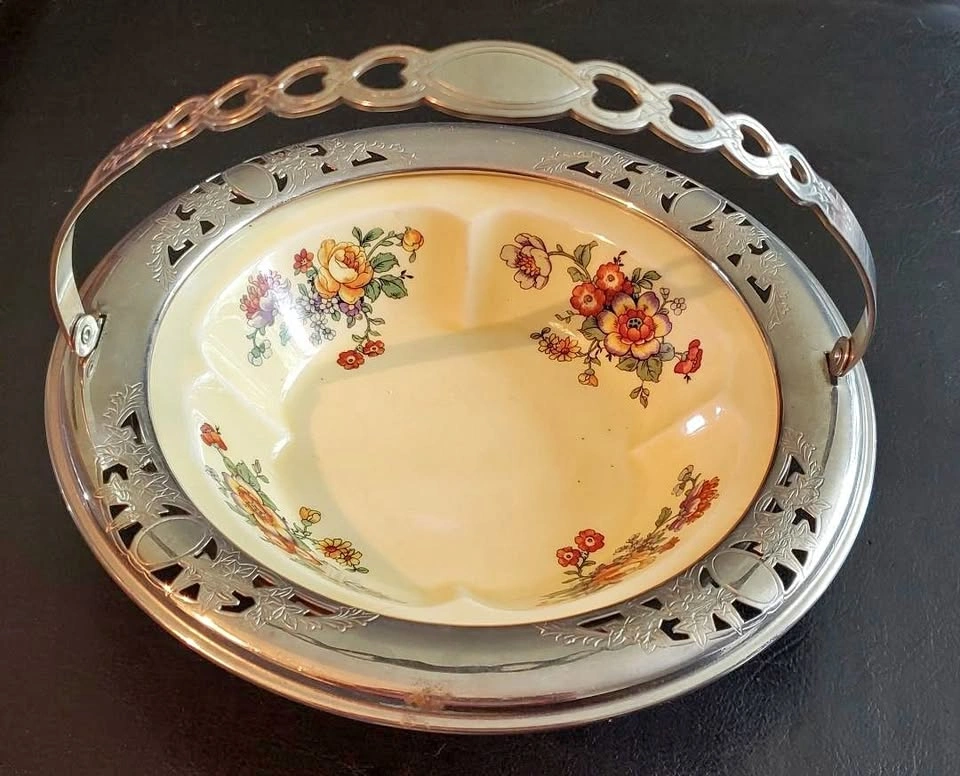 Vintage Faberware Metal Basket w Sebring Pottery Insert