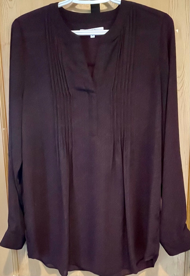 Medium - Alfred Sung Pleated V-Neck Blouse - Deep Plum/Burgundy