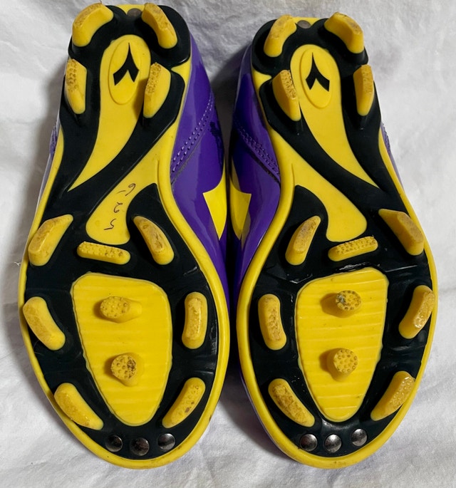 Size 10T Diadora Toddler Soccer Cleats – Purple/Pink/Yellow - photo 3