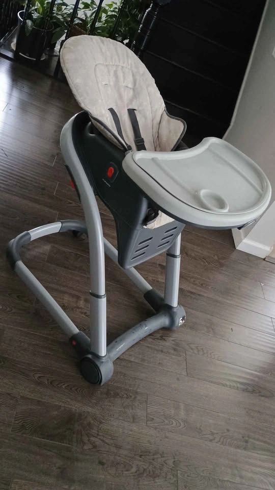 Baby High Chair - photo 2