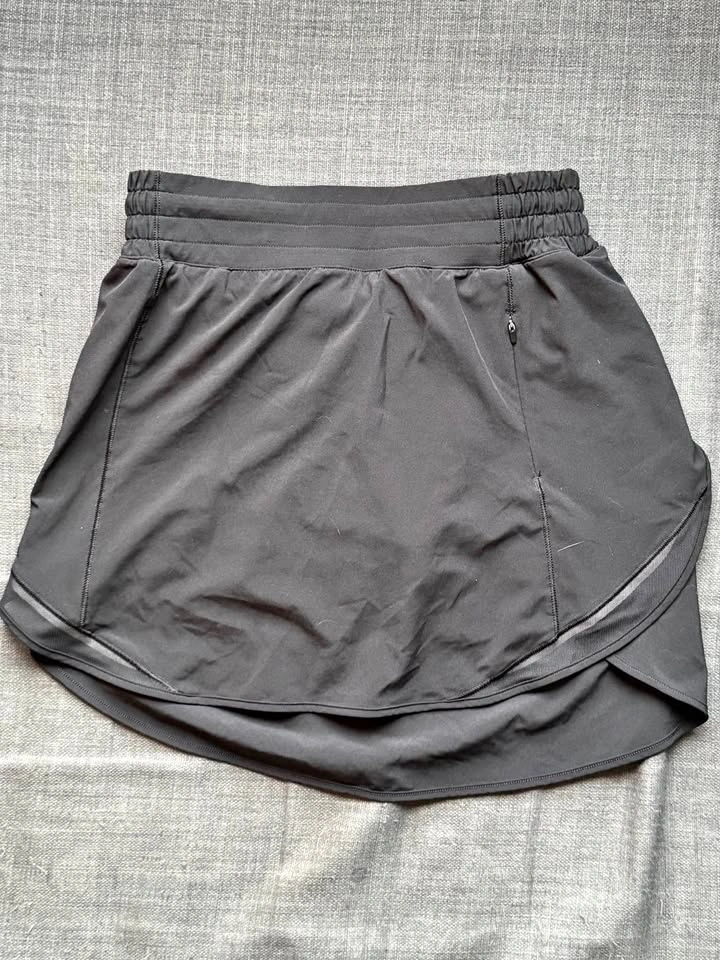 Lululemon Skort - Size 4