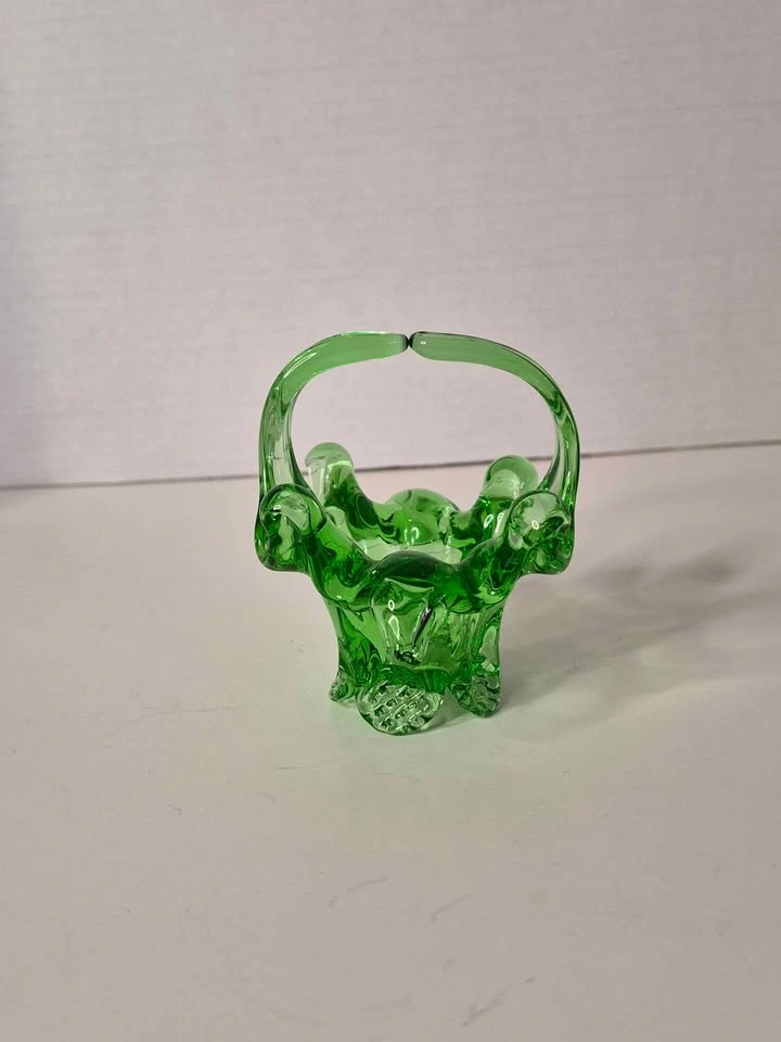 Mini Chalet Glass Basket - photo 3