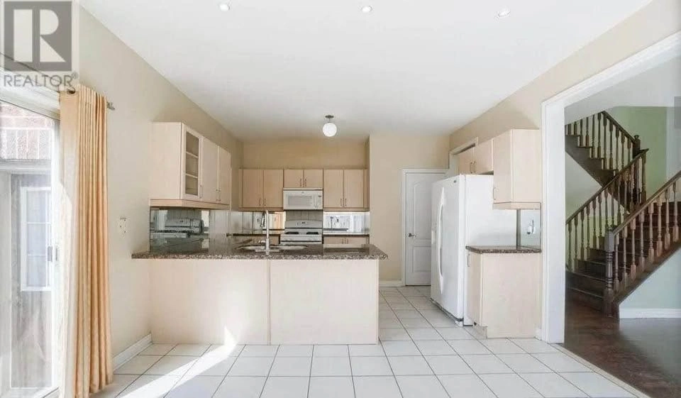 1 Bed 1 Bath - House - photo 2