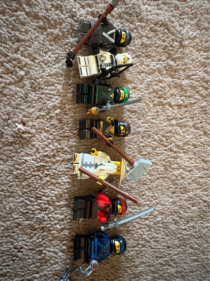 LEGO Ninjago Movie: Destiny's Bounty 70618 with Manual & Box - photo 2