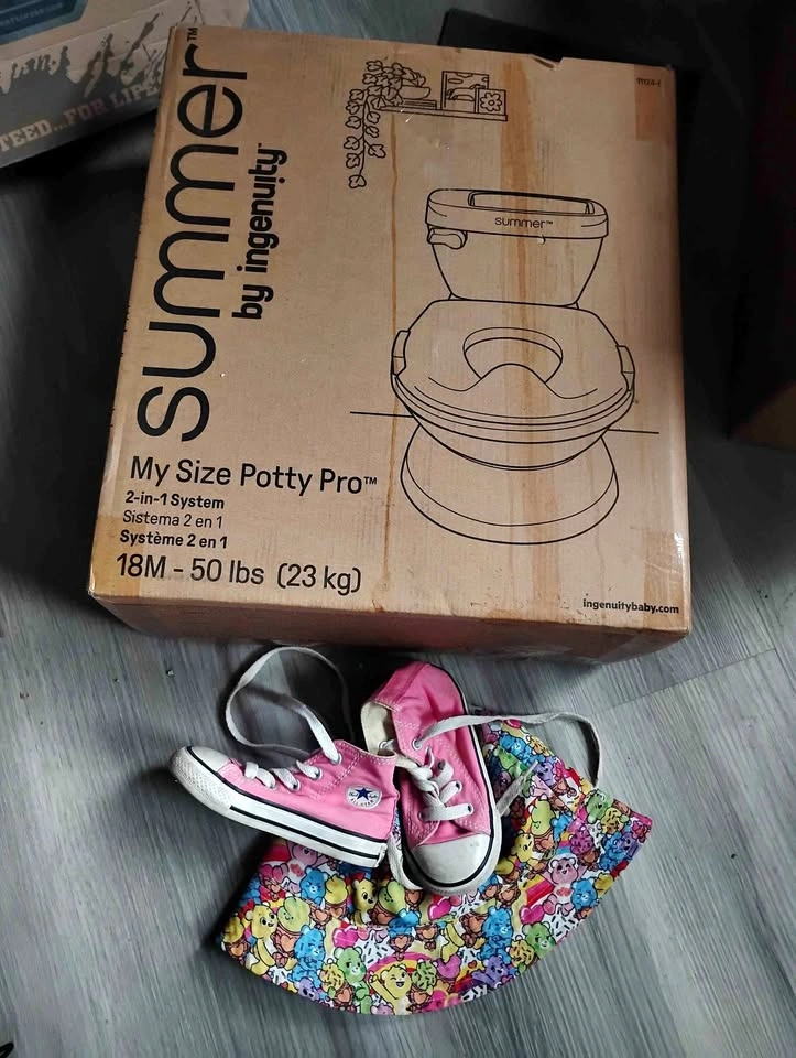 Summer by Ingenuity My Size Potty Pro, 6T Converse, Hat Set