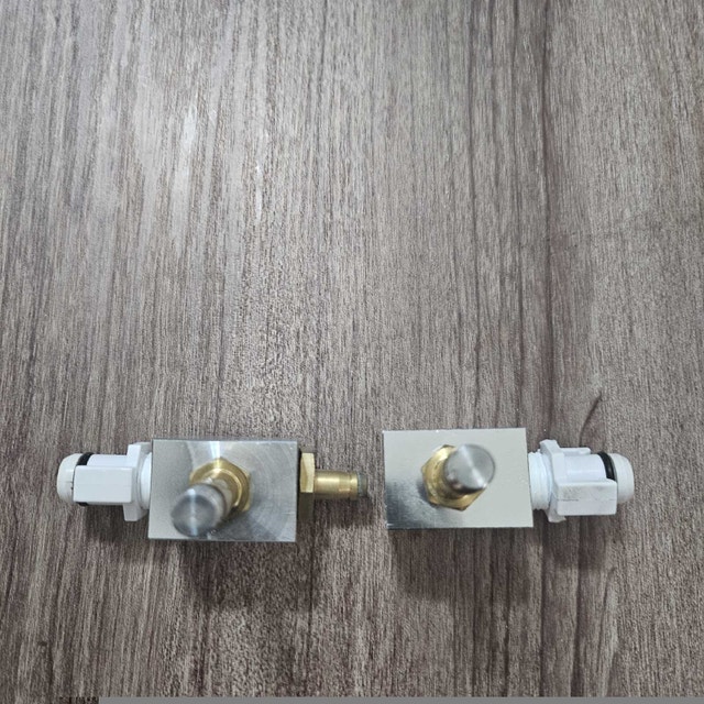 Two Pressure Regulator - photo 2