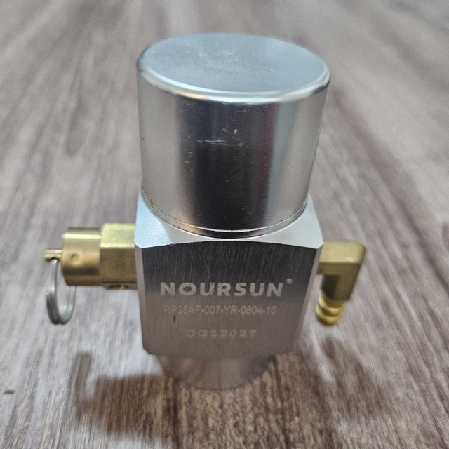 NOURSUN (RP25AF-007-YR-0604-10 Regulator