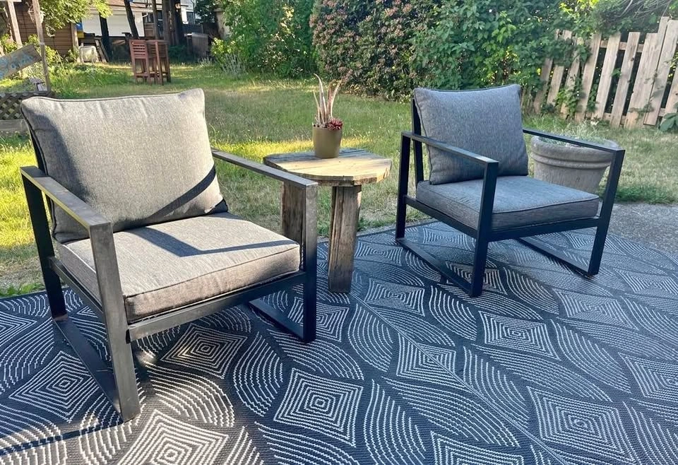 (can deliver) Hampton Bay Modern Patio Lounge Chairs (Set of 2)