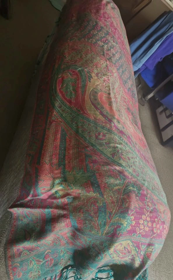 Pashmina Paisley Shawl - photo 2