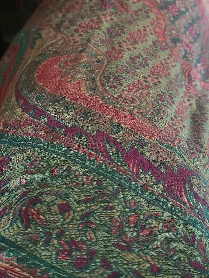 Pashmina Paisley Shawl - photo 4