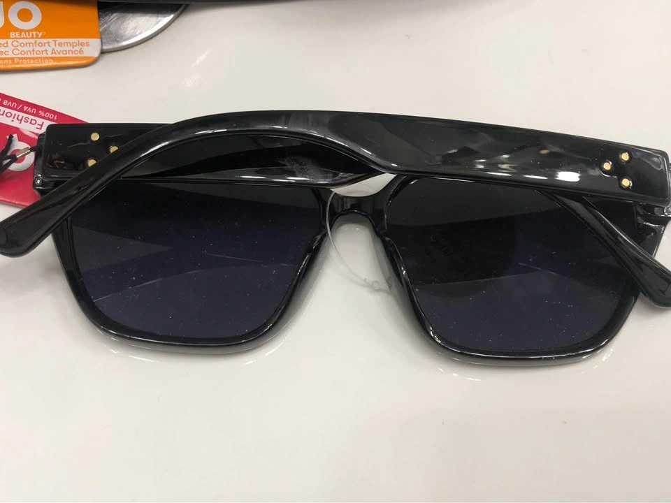 ⚽️ Ladies NEW Black Sun Glasses - photo 4