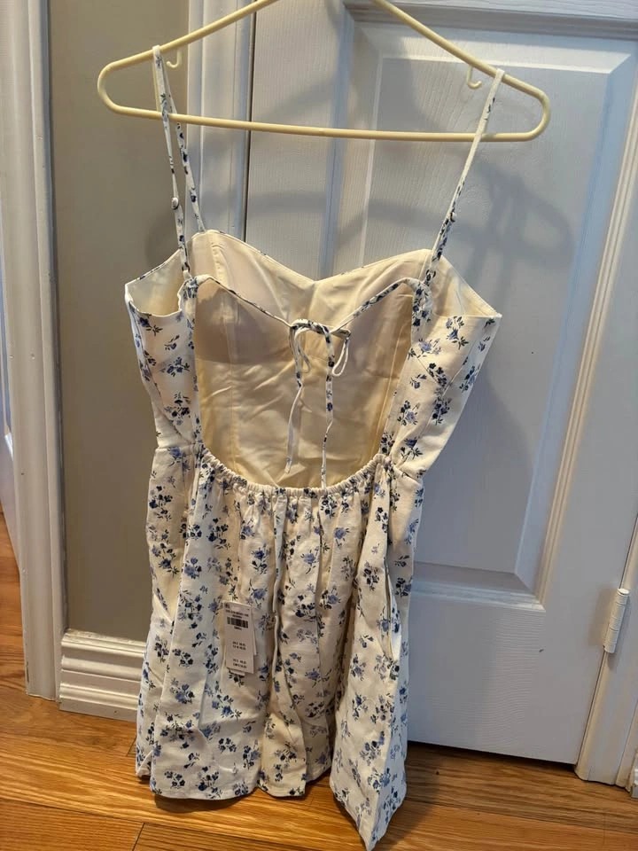 Hollister Floral Open Back Dress (Women’s Small) - photo 2