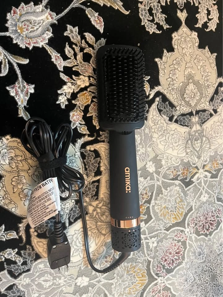Hair dryer