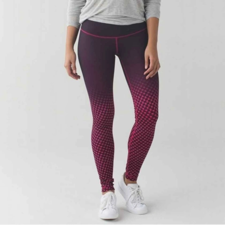 Size 4 Lululemon Wonder Under III berry pink black leggings 4 Re - photo 2