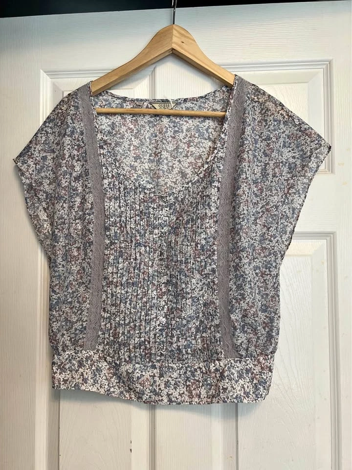 ⚽ Floral crop blouse - New