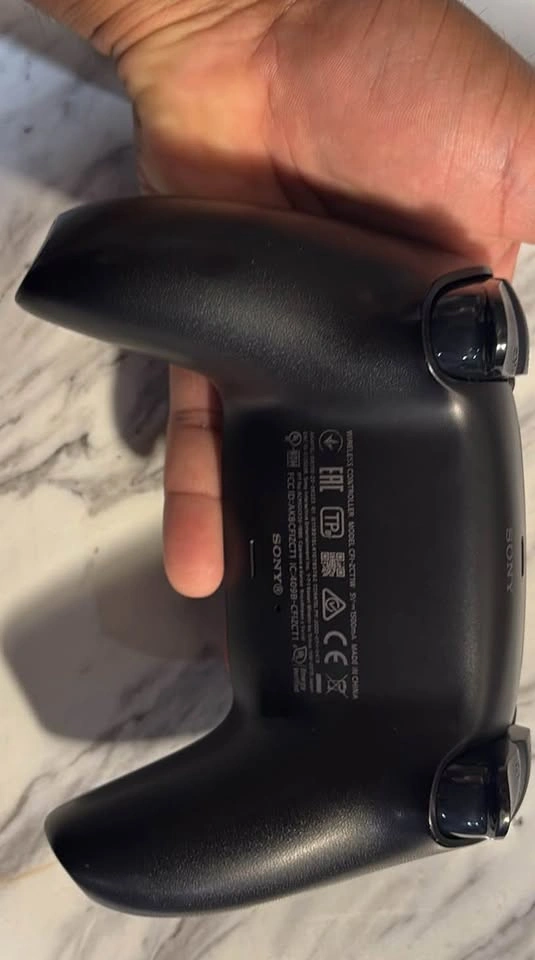 Sony PlayStation 5 DualSense Wireless Controller - photo 2