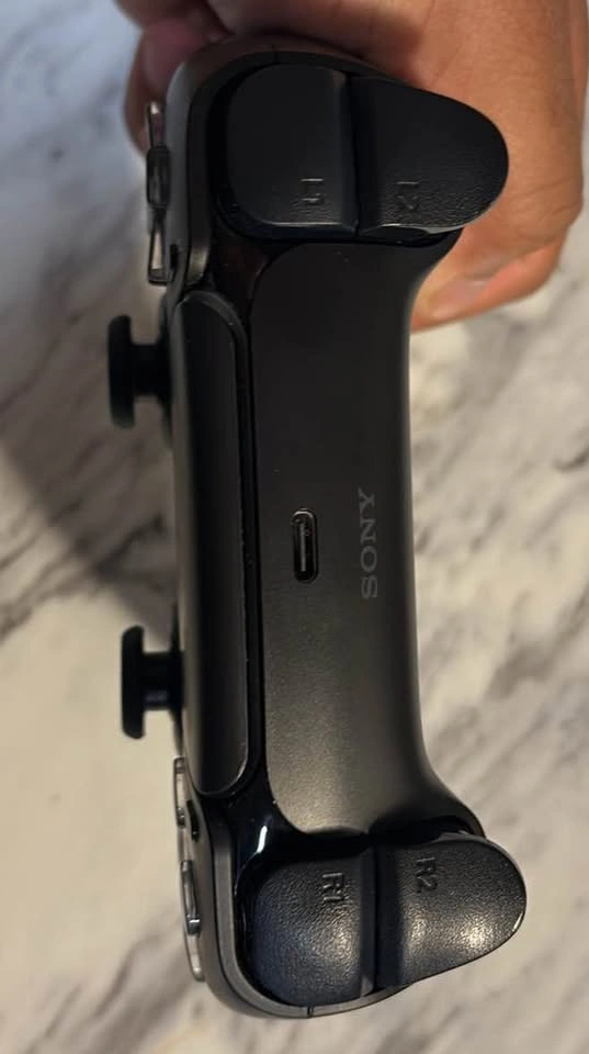 Sony PlayStation 5 DualSense Wireless Controller - photo 3