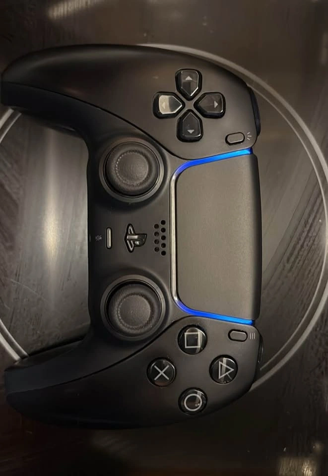 Sony PlayStation 5 DualSense Wireless Controller - photo 4