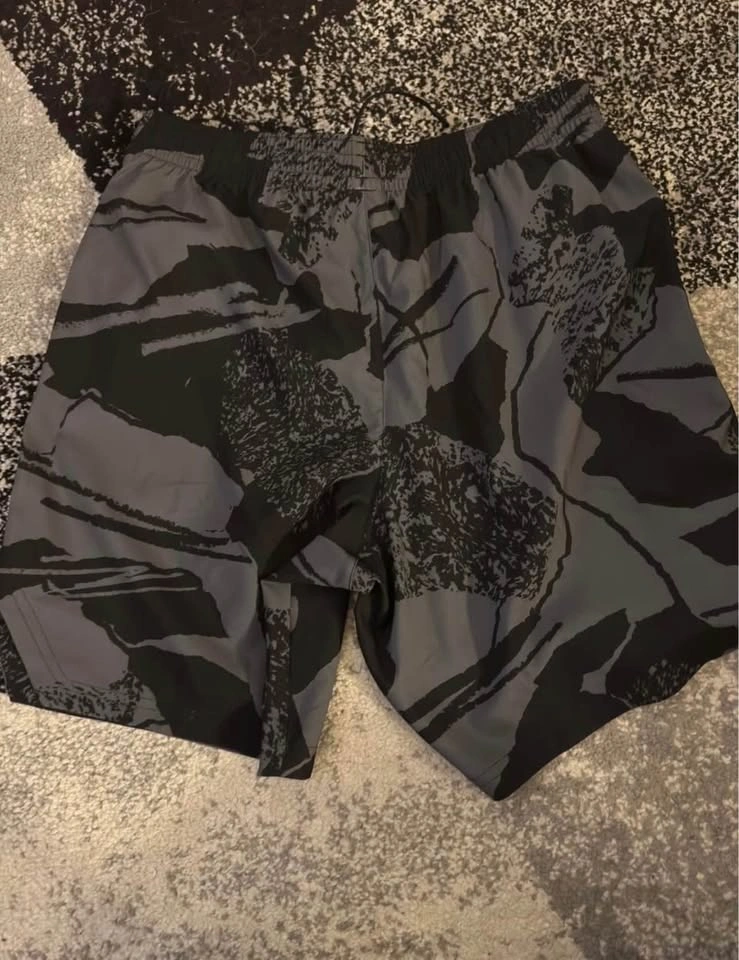 Reebok shorts - new - photo 2