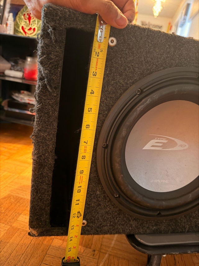 Dual 10” Alpine Type E Subwoofers with Amplifier - photo 3