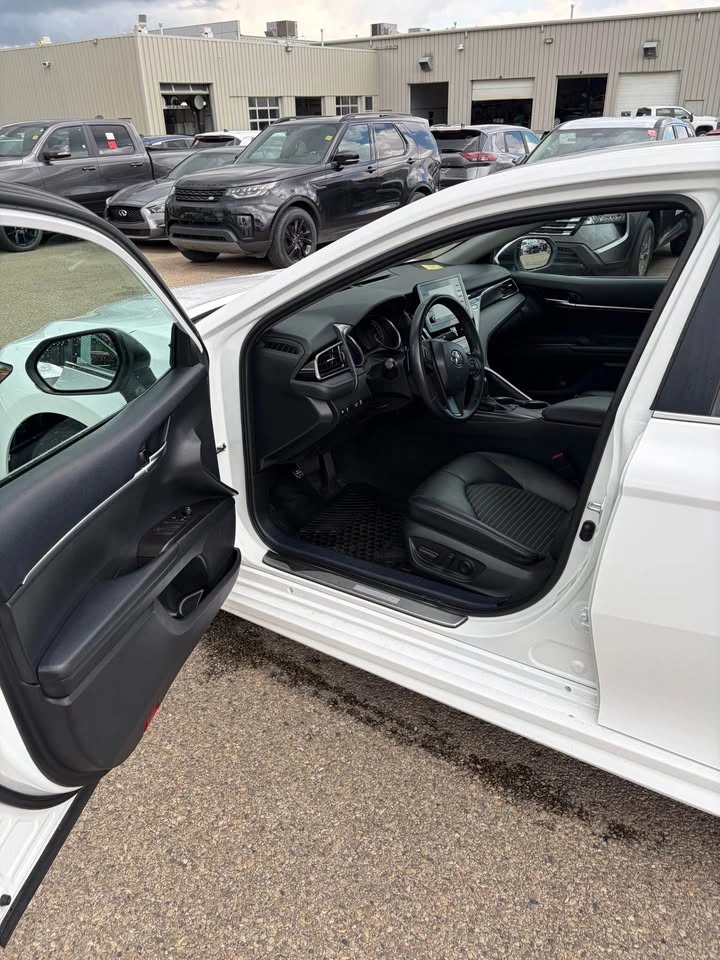 2021 Toyota Camry - photo 5
