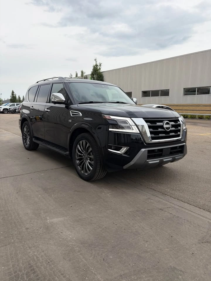 2021 Nissan Armada - photo 2