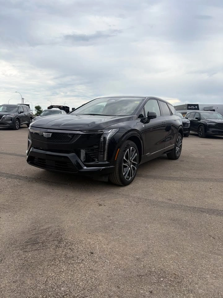 2025 Cadillac OPTIQ 500E4 - photo 2