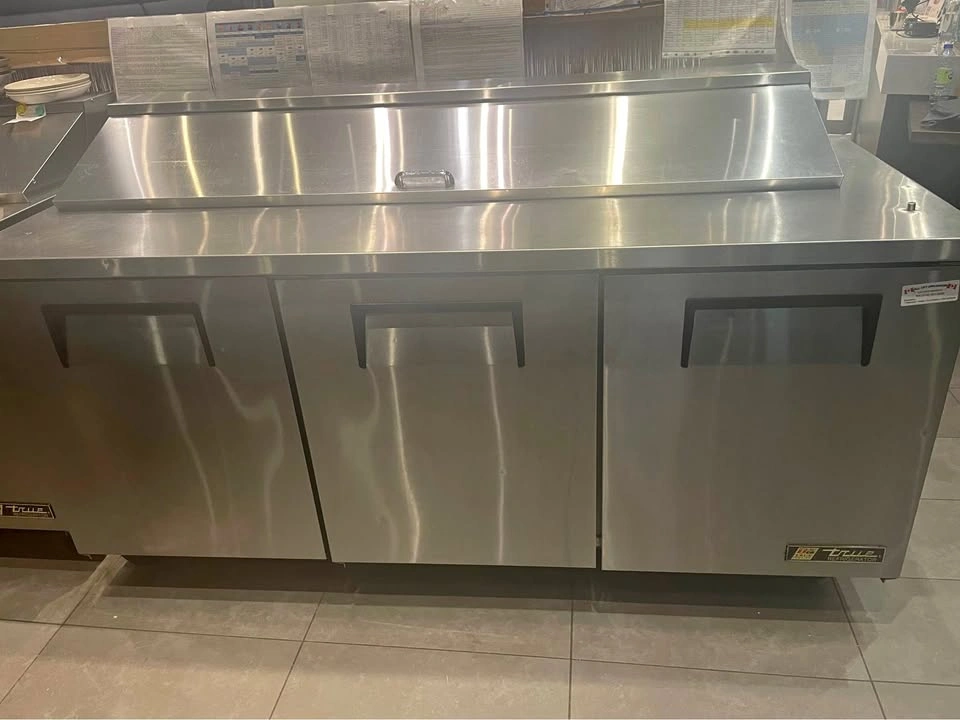 True TSSU-72-18 Sandwich/Salad Prep Table