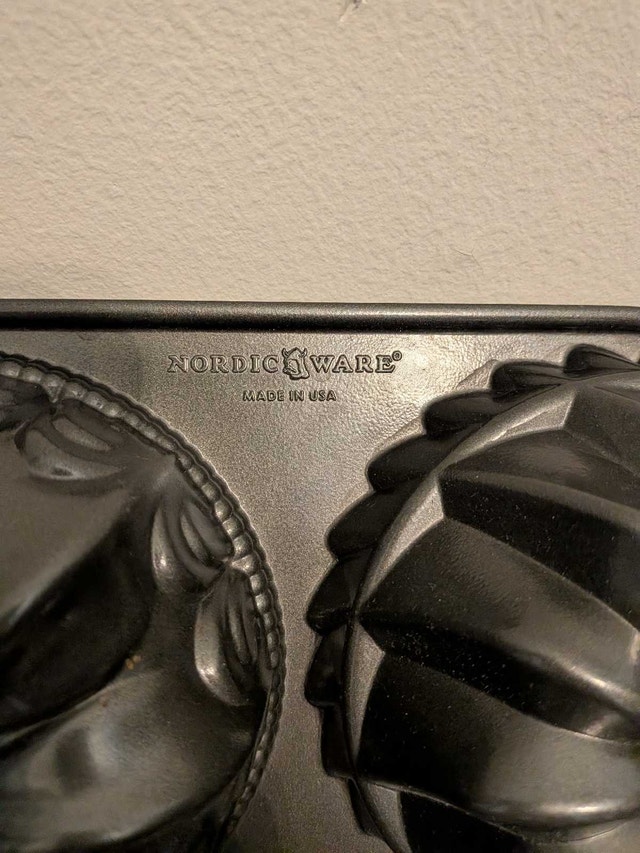 Nordic Ware Duet Bundt Pan - photo 2