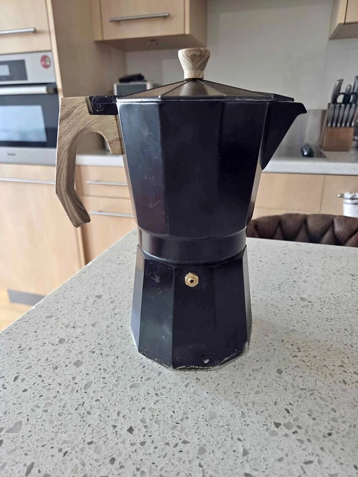 Italian-style espresso machine