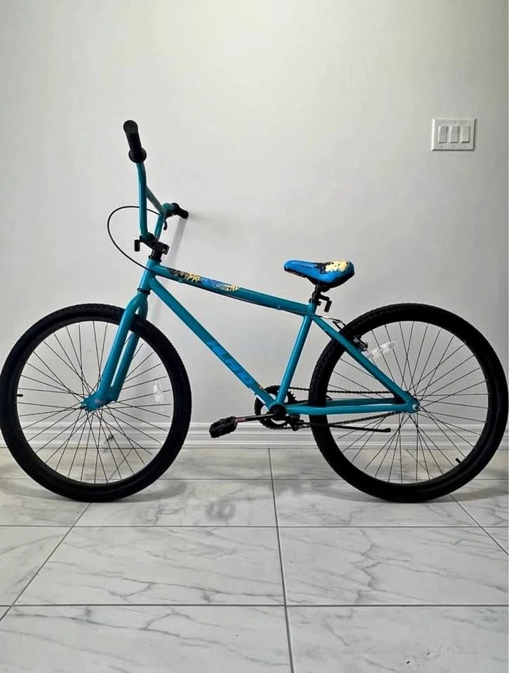26" Hiland BMX Bike – Adult/Teen Freestyle Bike with Pegs