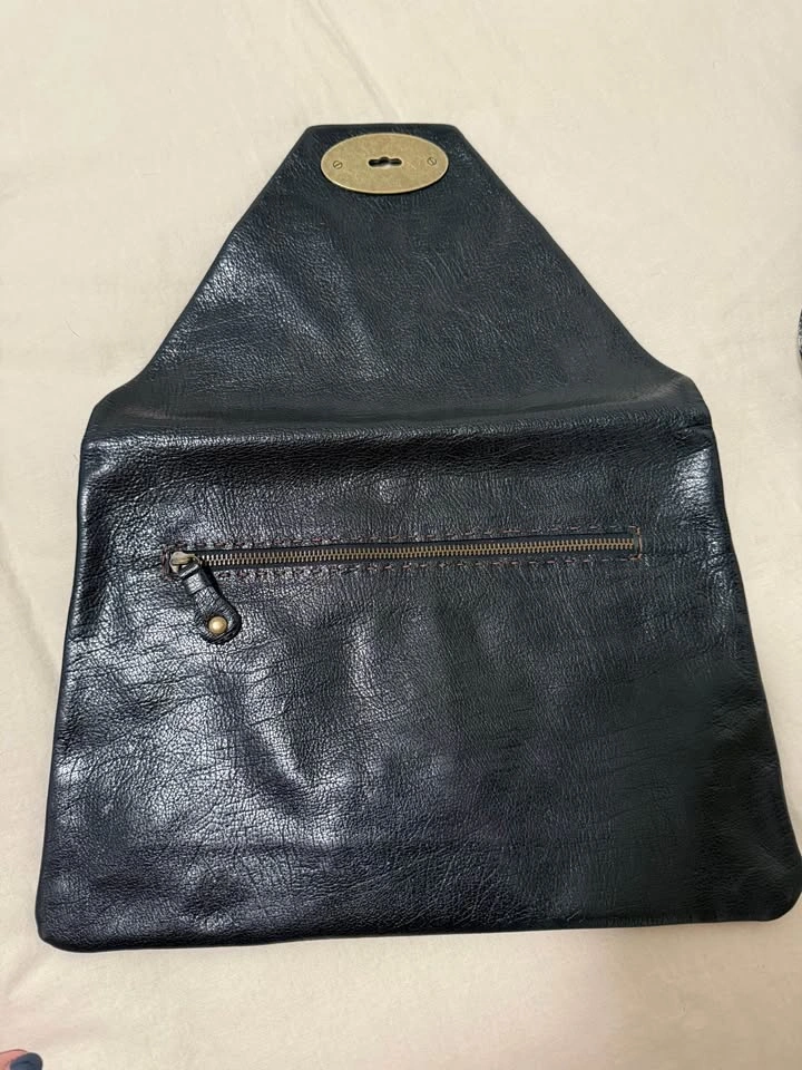 Carla Mancini black leather clutch - photo 2