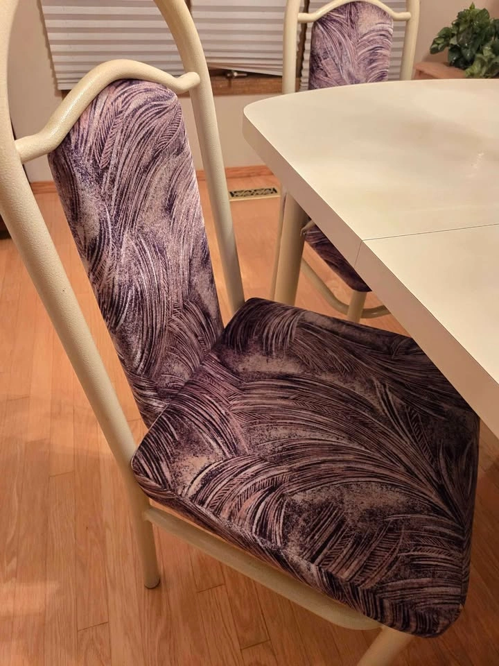 Table & Chair Set ⚽️ - photo 3