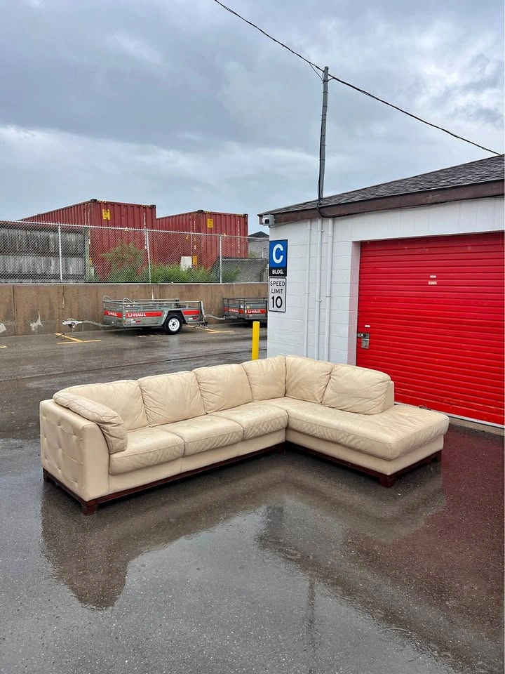 Leather Cream/White L Sectional can also deliver for free