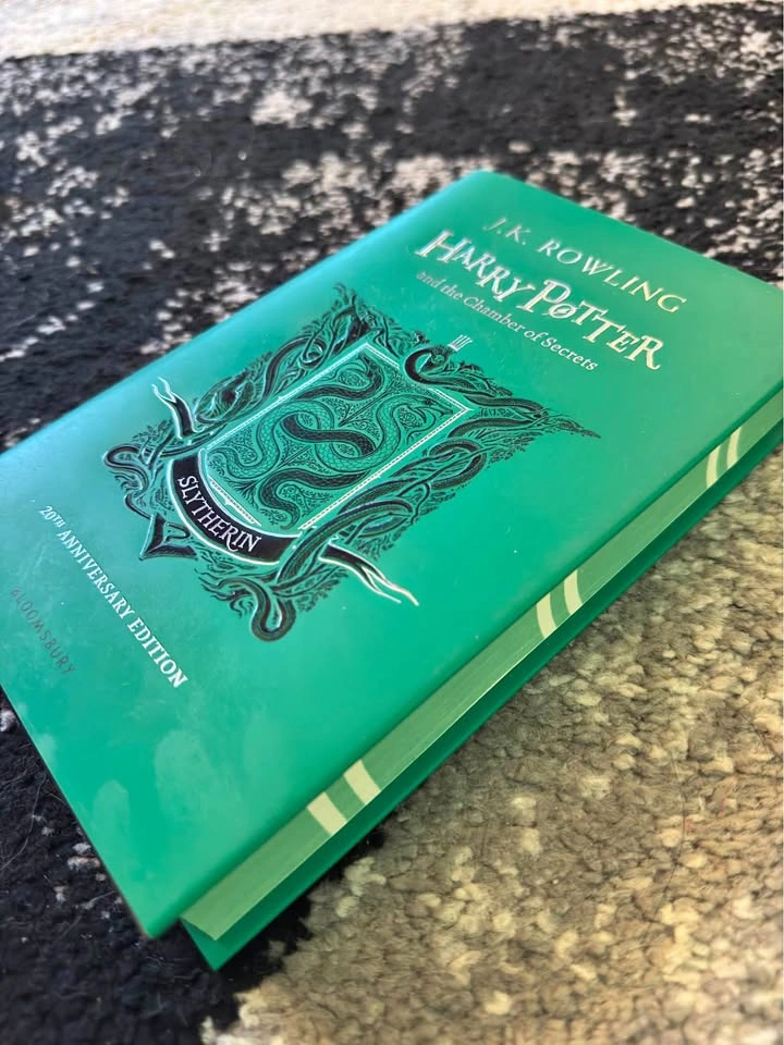 Harry Potter and the Chamber of Secrets - Slytherin Collector Ed