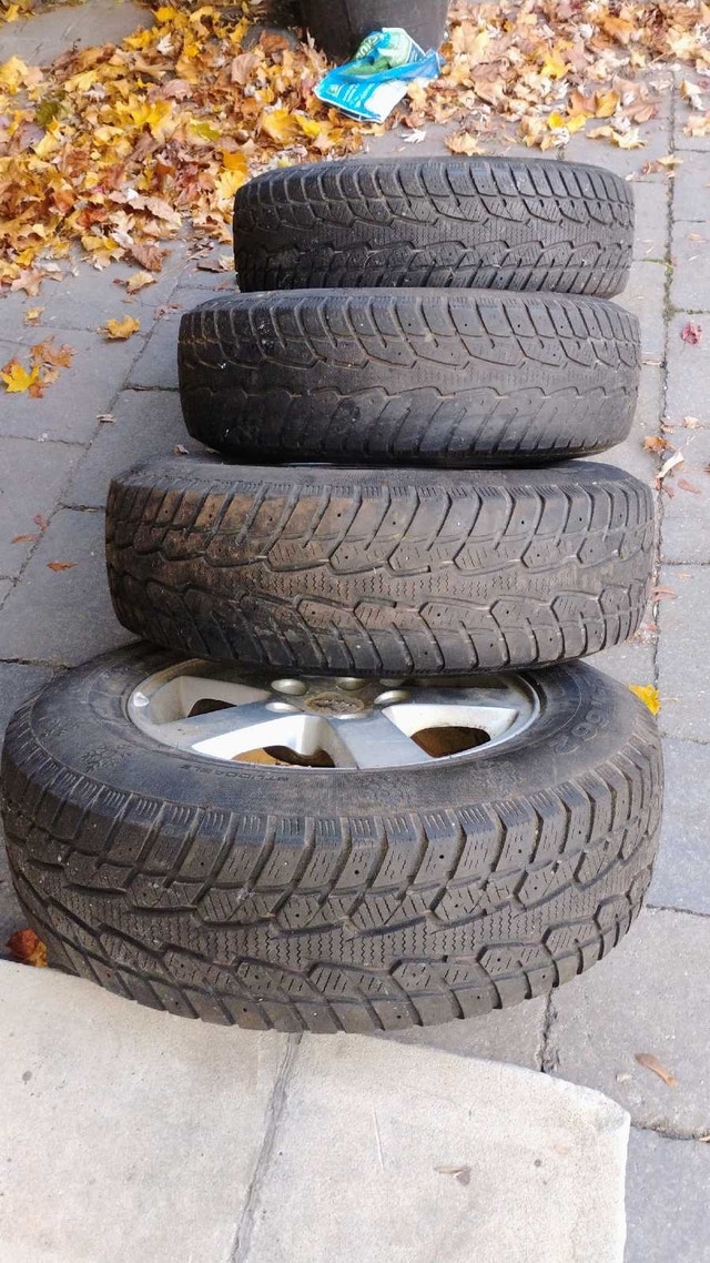 16 aluminum rims and tires from Dodge Grand Caravan - photo 2
