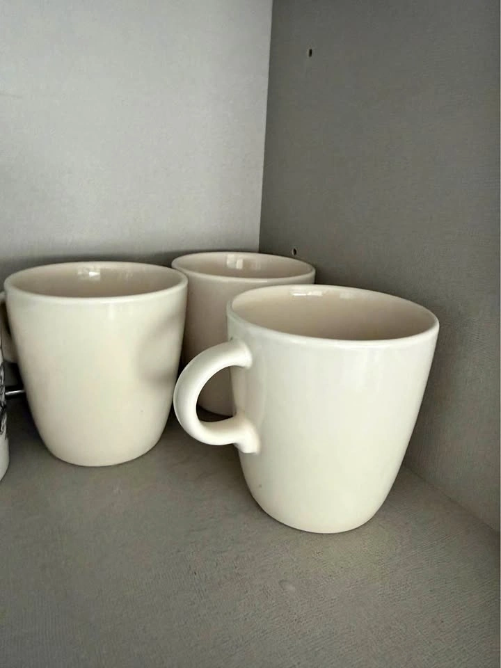 Mugs