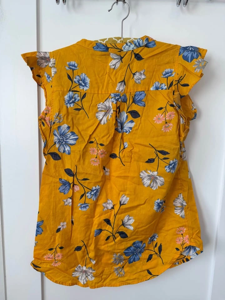 Old Navy floral top - photo 2