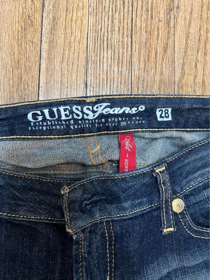 ⚽ Guess denim jeans- Size 28 - photo 2