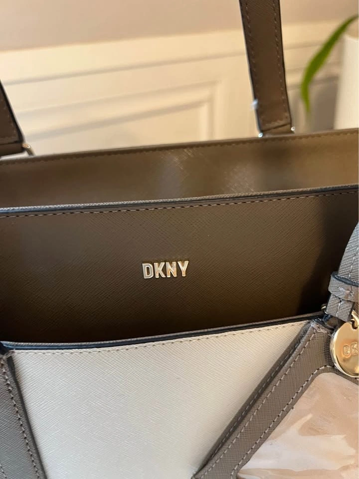 ⚽ DKNY bag - photo 2
