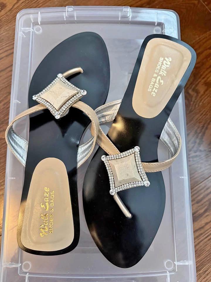 Womens sandals