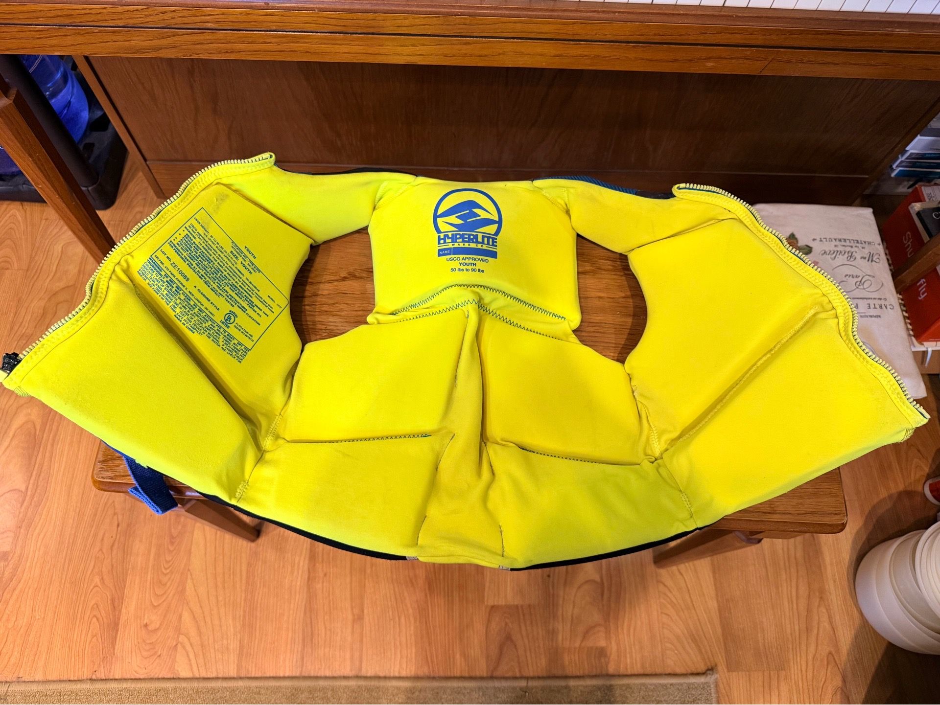 Hyperlite Life Jackets - photo 3