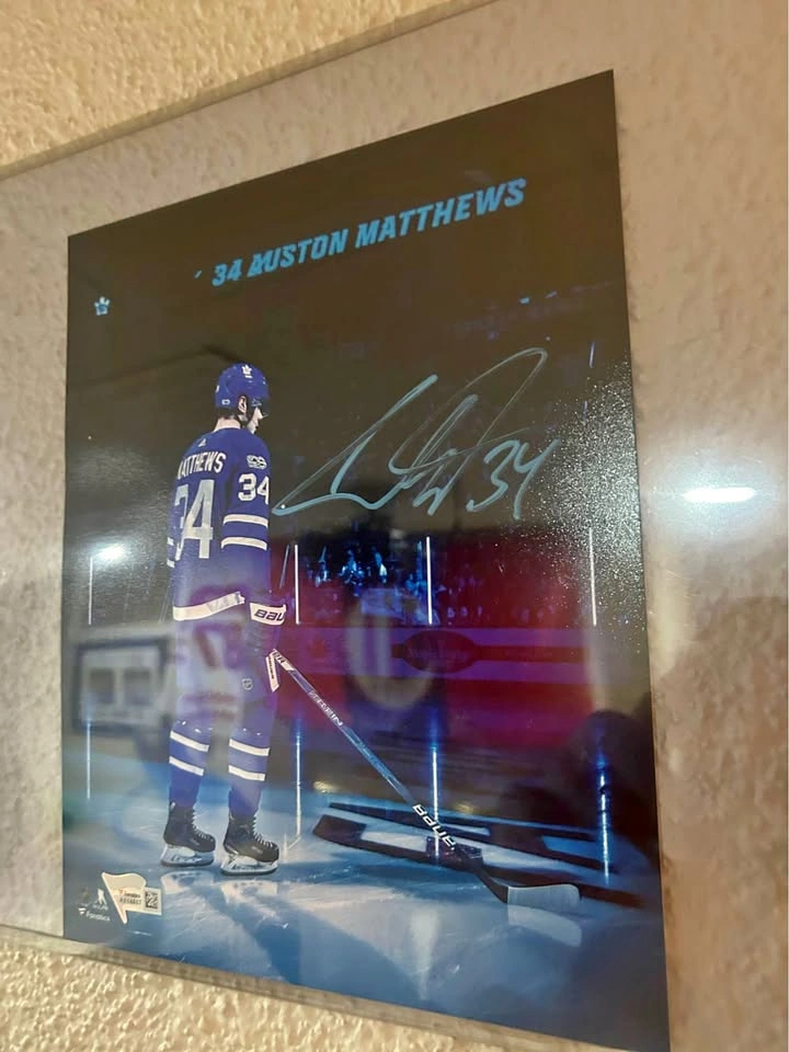 Auston Matthews Toronto Maple Leafs Autographed Fanatics Photo