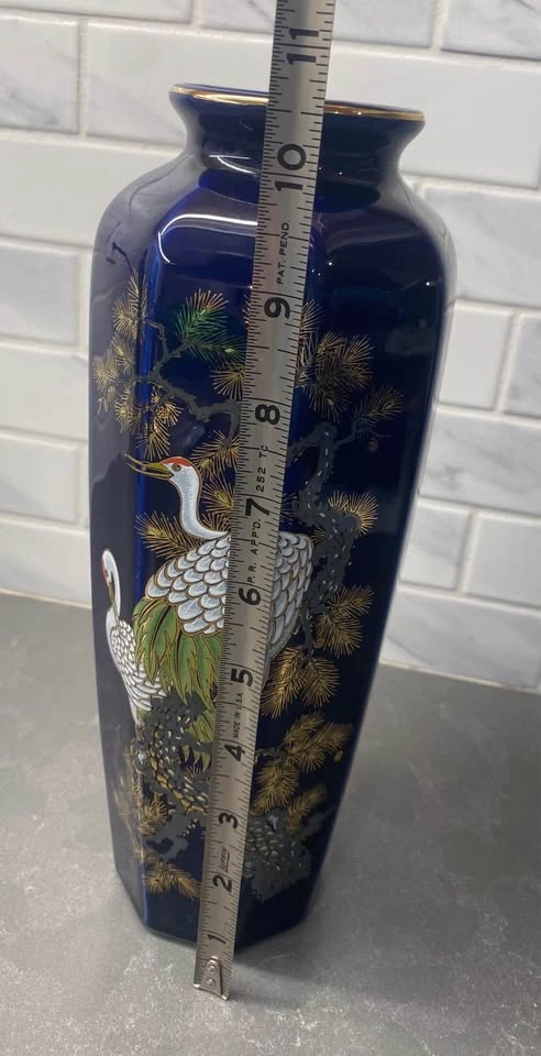 Vintage Cobalt Blue Japanese Cranes & Gold Gilded Rim Vase - photo 5