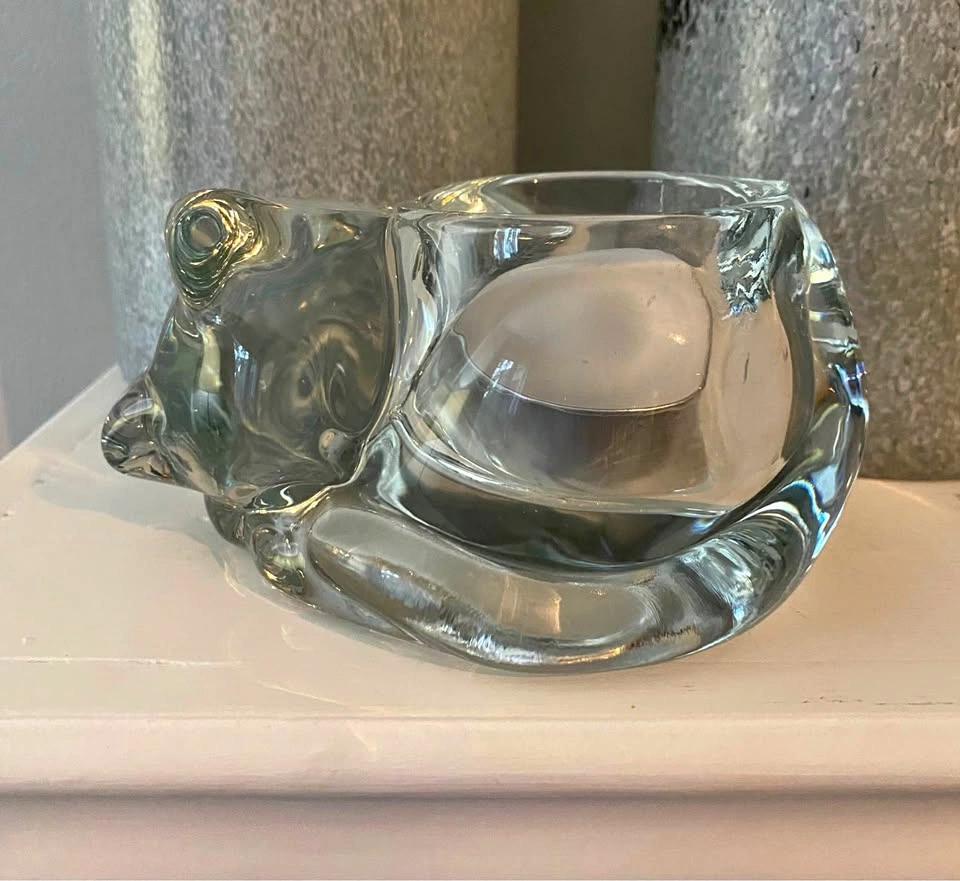 Vintage Indiana Glass Sleeping Cat Candle Holder